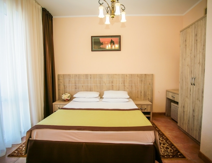 Люкс 3-местный 2-комнатный - Санаторий «Крымские зори» Алушта